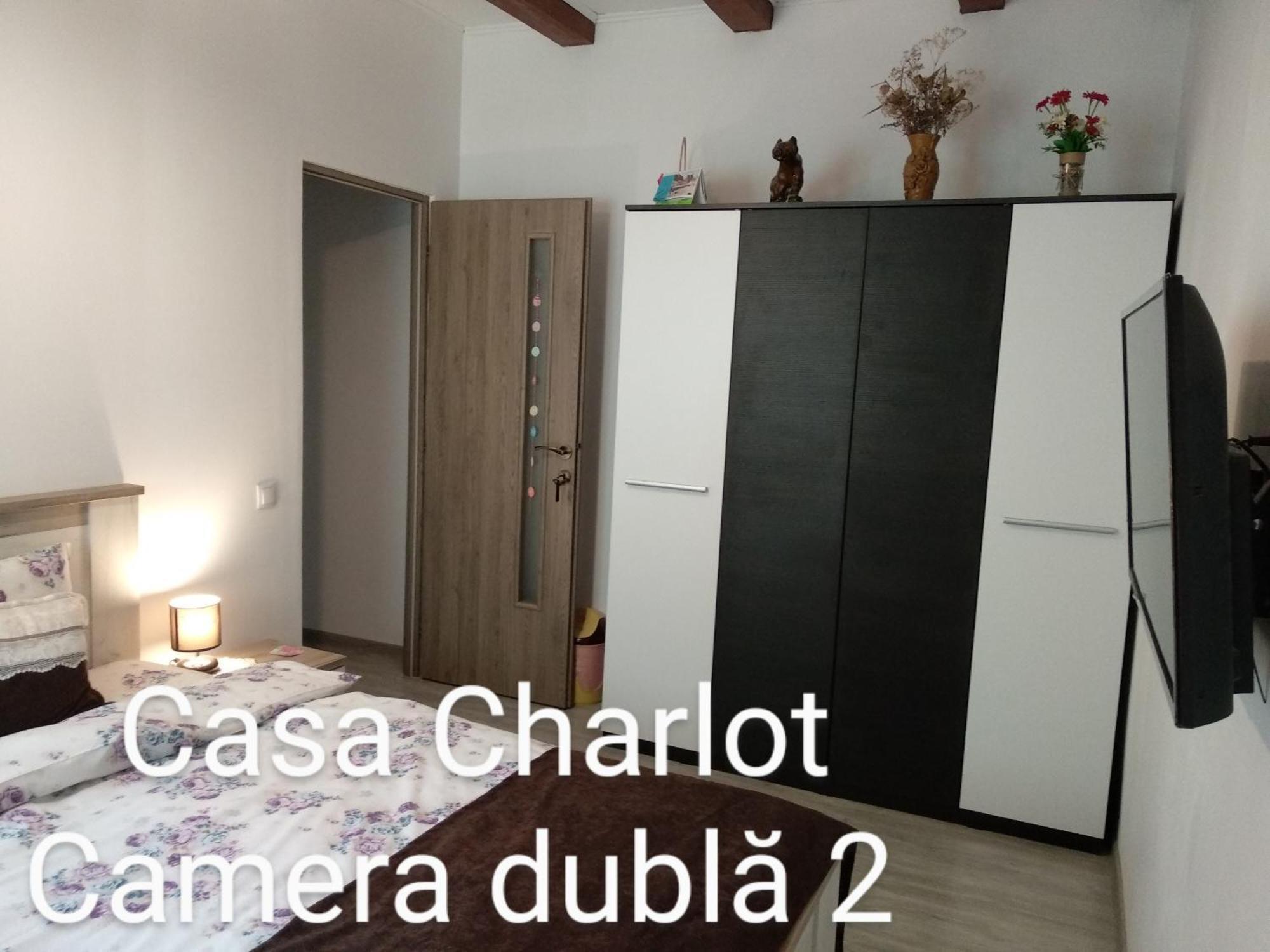 Апартаменты Casa Charlot Брашов Экстерьер фото